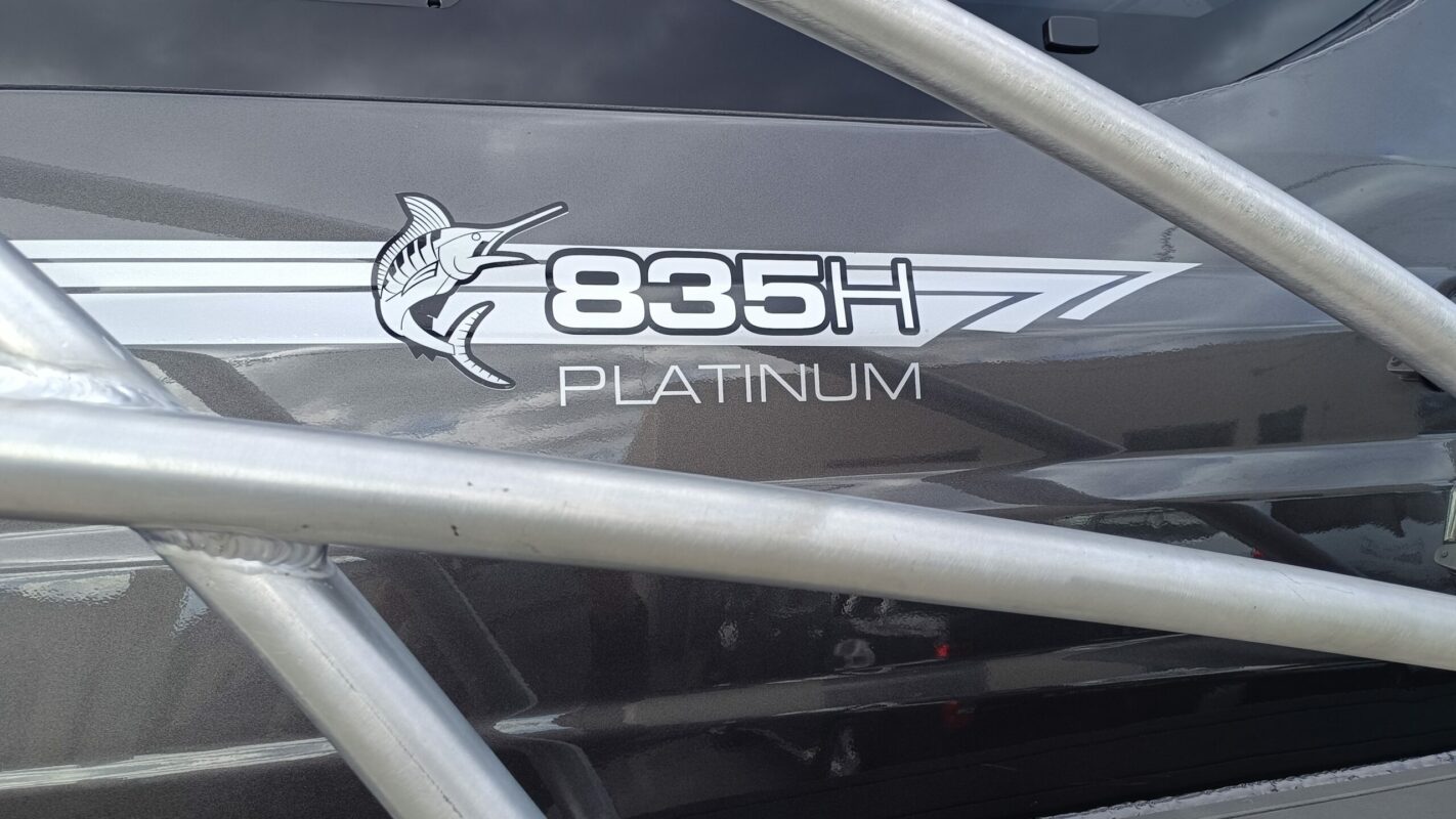 Profile Boats 835HW