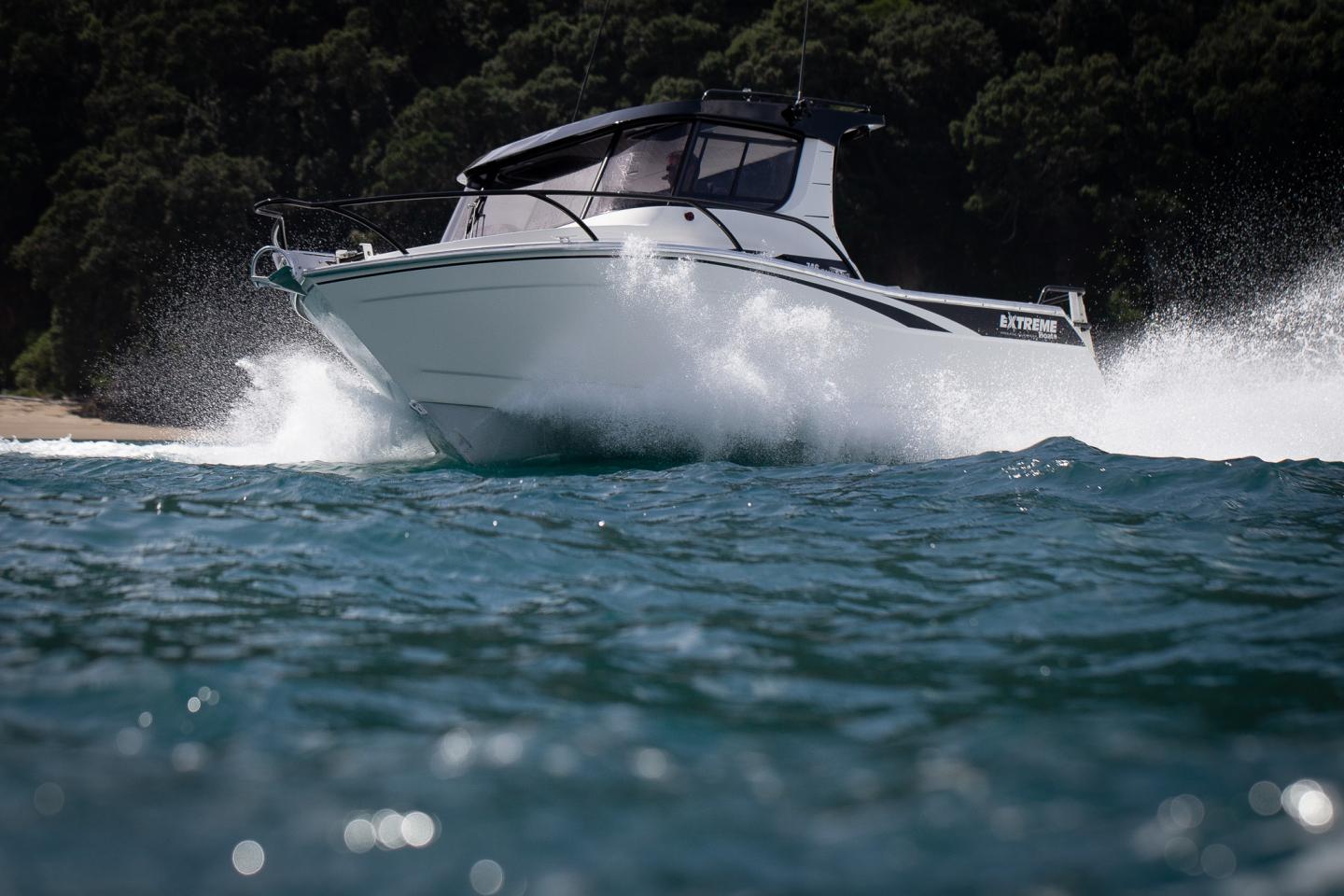 Extreme Boats 746 Game King