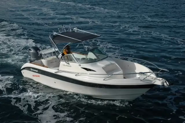 Buccaneer 685 El Dorado - Centre Cabin Walkaround