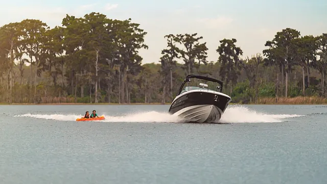 Sea Ray SDX 270