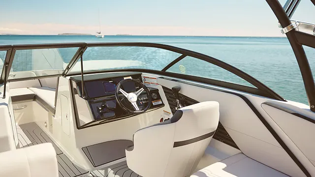 Sea Ray SPX 210