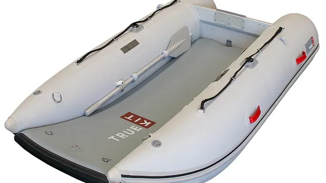 True Kit Discovery - Inflatable Catamaran Landing Craft