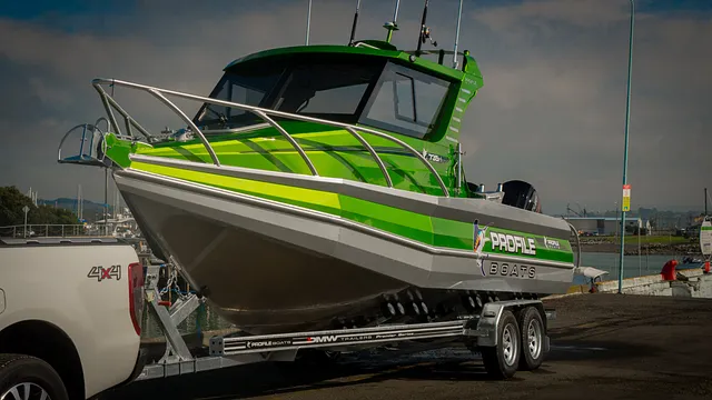 Profile Boats 735H