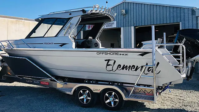 Offshore 750 Hard Top