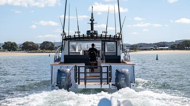 Offshore 1100 Hard Top Cat