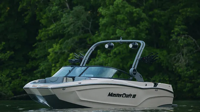 MasterCraft XT20