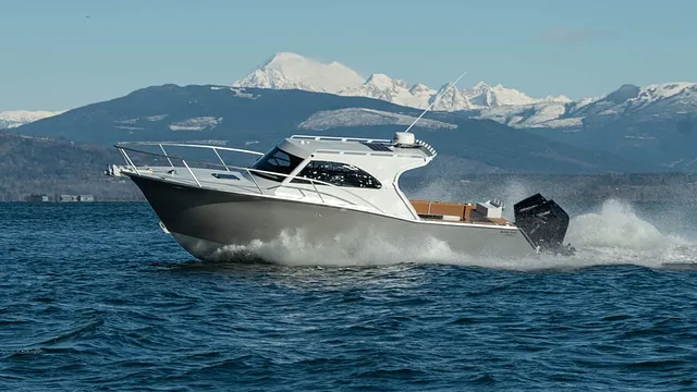 Makaira Gen3 33 Outboard