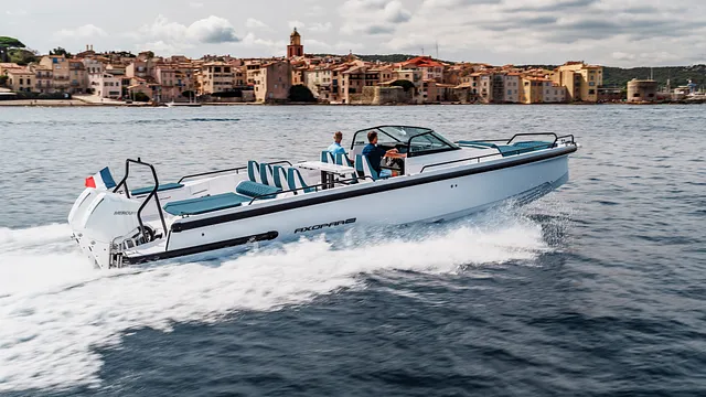 Axopar 37 Spyder